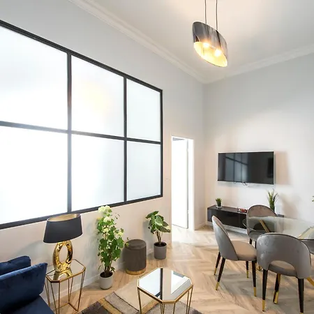 Exclusive Apartment