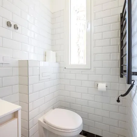 Exclusive Apartment *